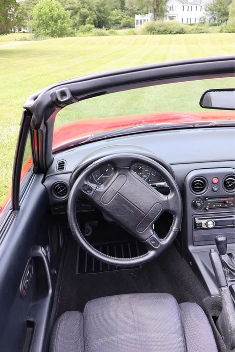 1990 Mazda NA MX-5 Miata - Image 7 of 14