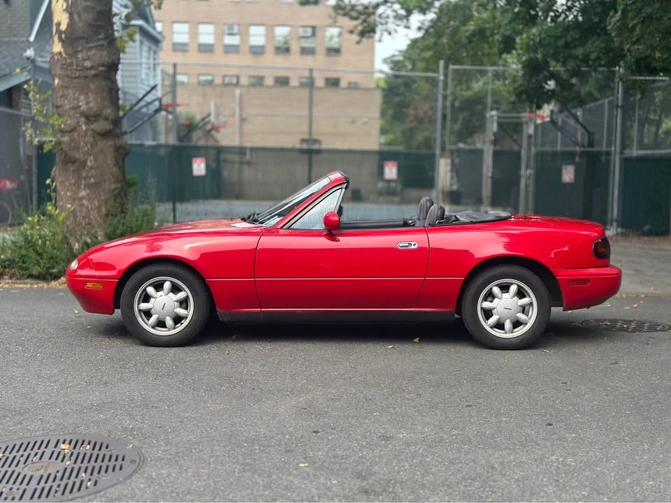 1990 Mazda NA MX-5 Miata - Image 6 of 19