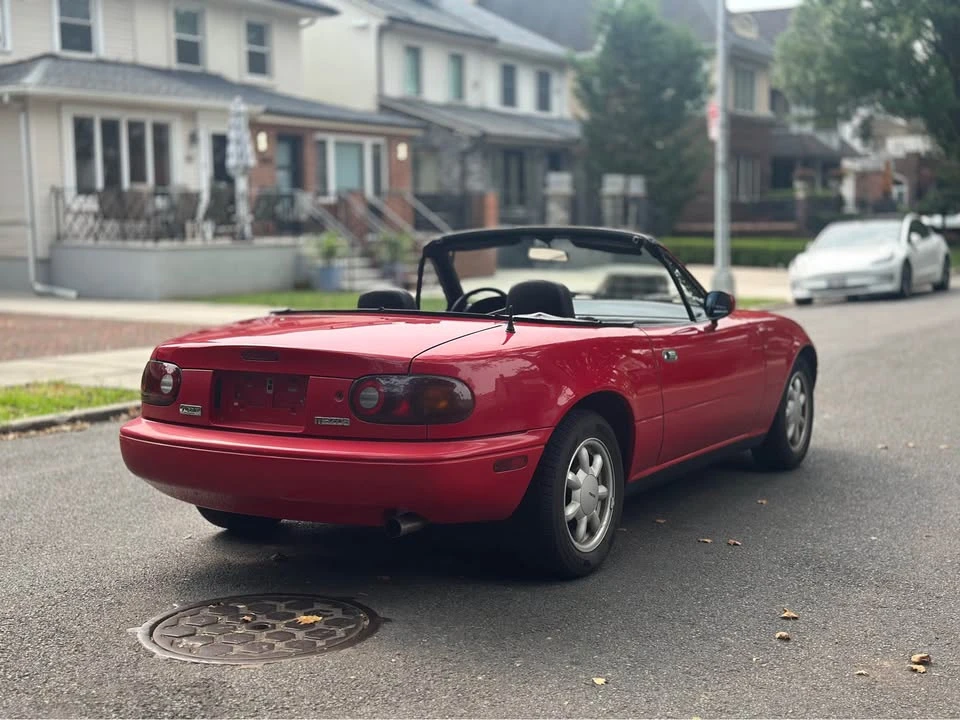 1990 Mazda NA MX-5 Miata - Image 9 of 19