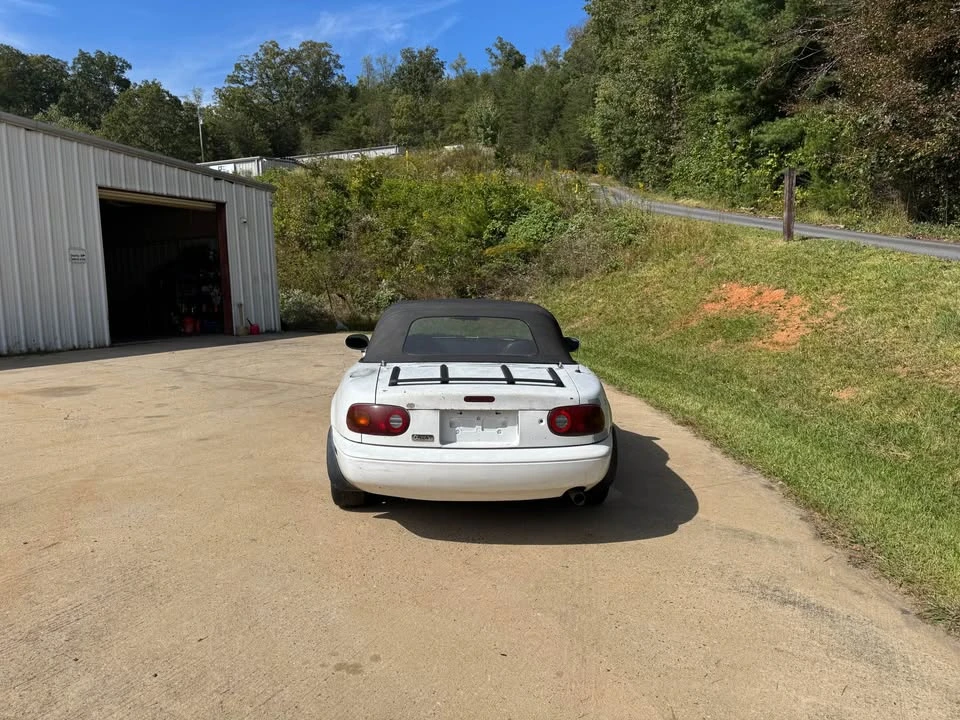 1990 Mazda NA MX-5 Miata - Image 3 of 13
