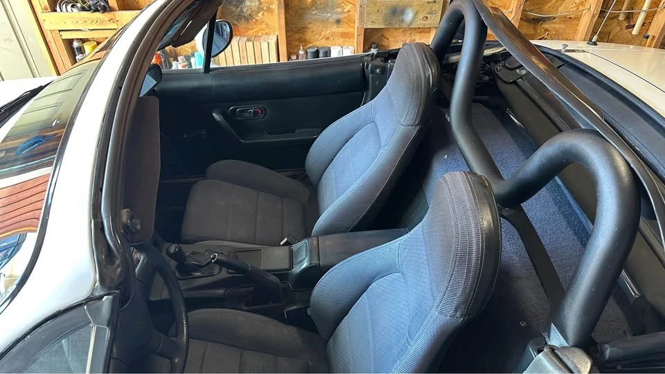 1990 Mazda NA MX-5 Miata - Image 7 of 9