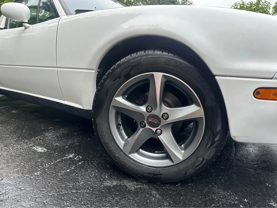 1990 Mazda NA MX-5 Miata - Image 5 of 14
