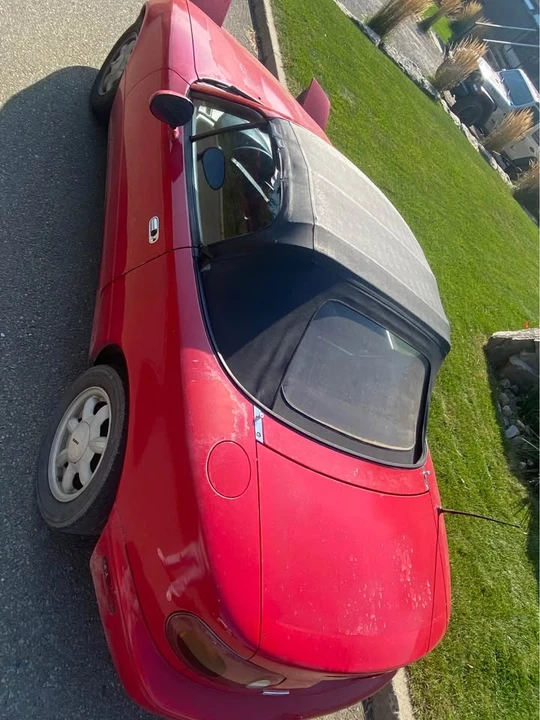 1990 Mazda NA MX-5 Miata - Image 4 of 5