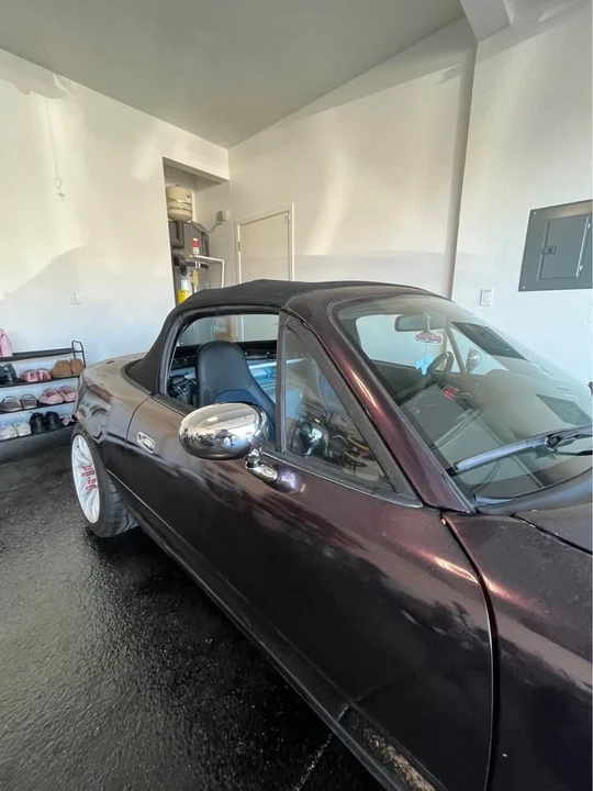 1990 Mazda NA MX-5 Miata - Image 13 of 17