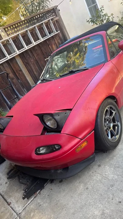 1990 Mazda NA MX-5 Miata - Image 9 of 10