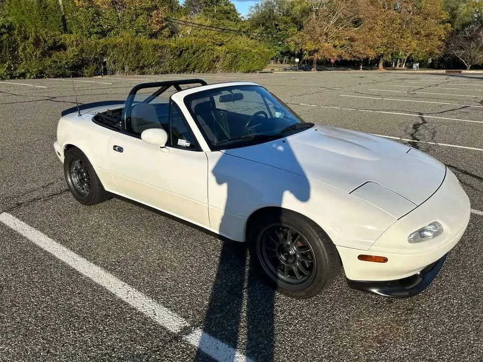 1990 Mazda NA MX-5 Miata - Image 8 of 14