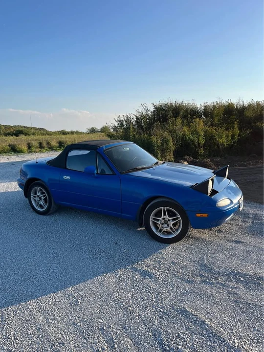 1990 Mazda NA MX-5 Miata - Image 2 of 6