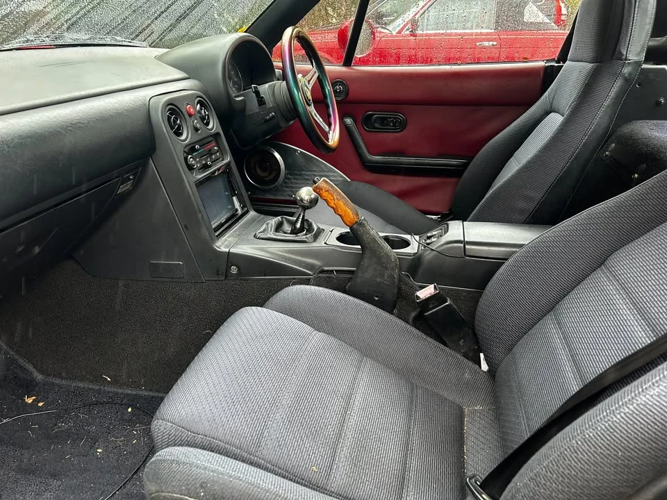 1990 Mazda NA MX-5 Miata - Image 8 of 10