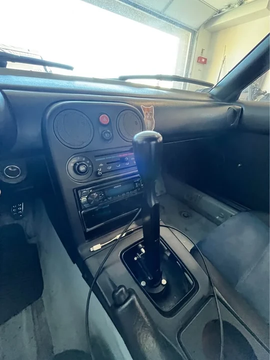 1990 Mazda NA MX-5 Miata - Image 9 of 17