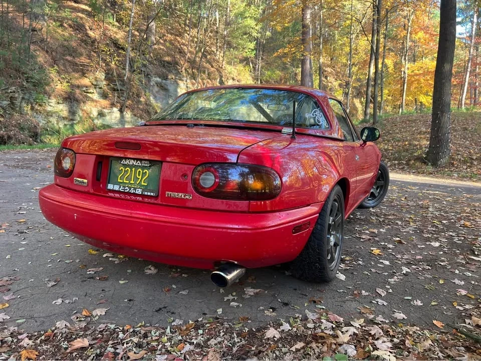 1990 Mazda NA MX-5 Miata - Image 4 of 12