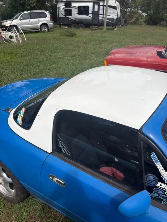 1990 Mazda NA MX-5 Miata - Image 2 of 2