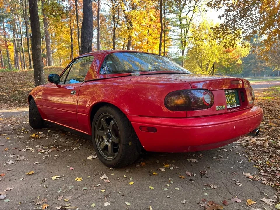 1990 Mazda NA MX-5 Miata - Image 6 of 12