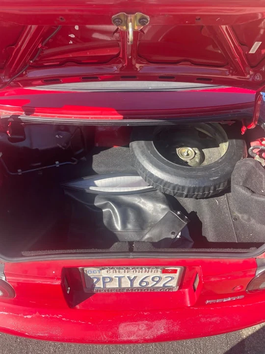 1990 Mazda NA MX-5 Miata - Image 7 of 15