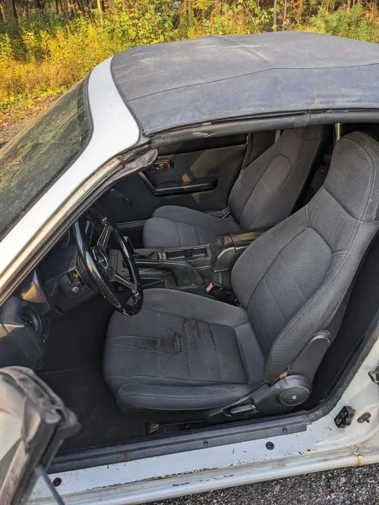1990 Mazda NA MX-5 Miata - Image 2 of 3