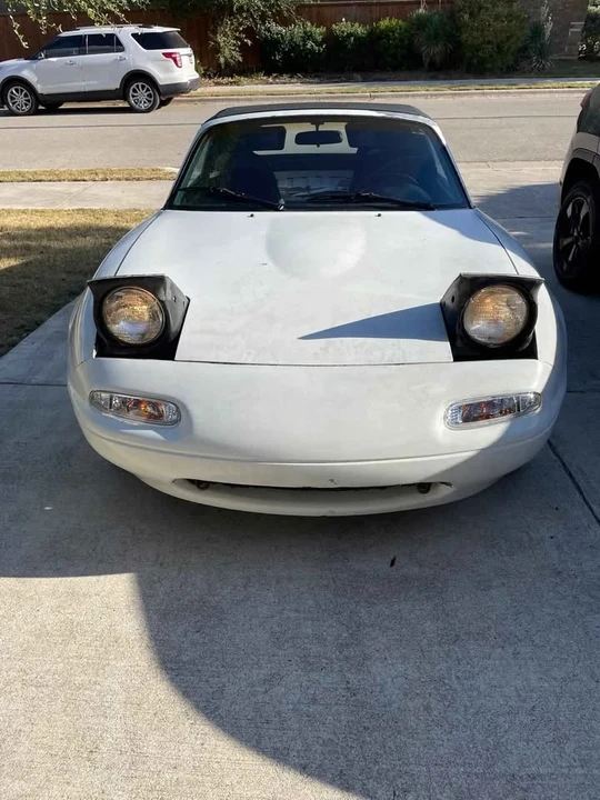 1990 Mazda NA MX-5 Miata - Image 2 of 11