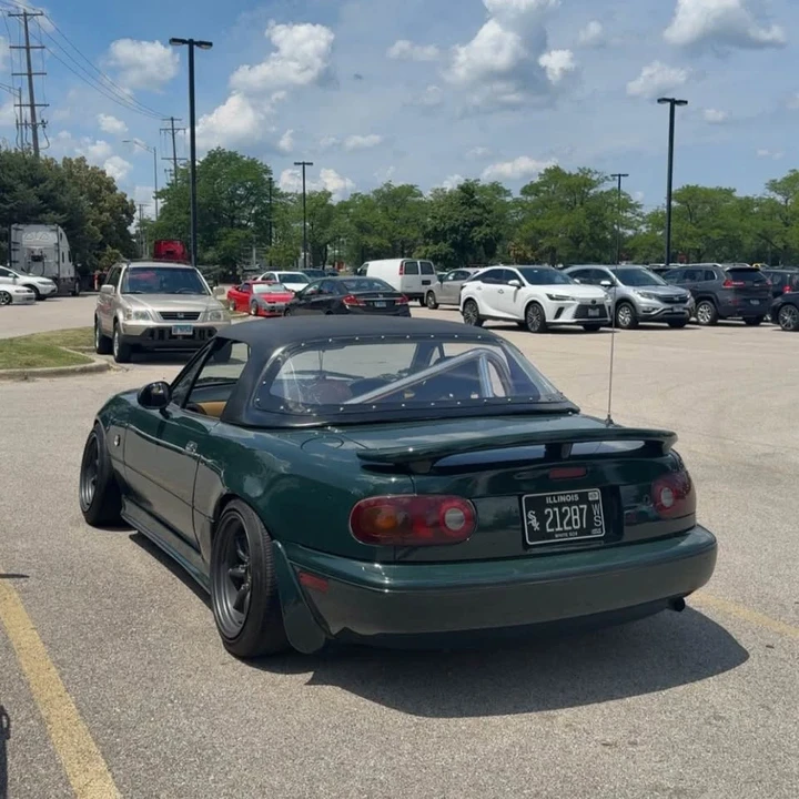 1990 Mazda NA MX-5 Miata - Image 4 of 10