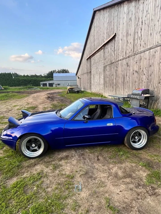 1990 Mazda NA MX-5 Miata - Image 5 of 17