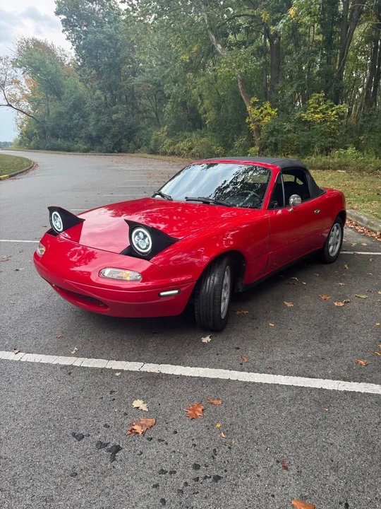 1990 Mazda NA MX-5 Miata - Image 2 of 10