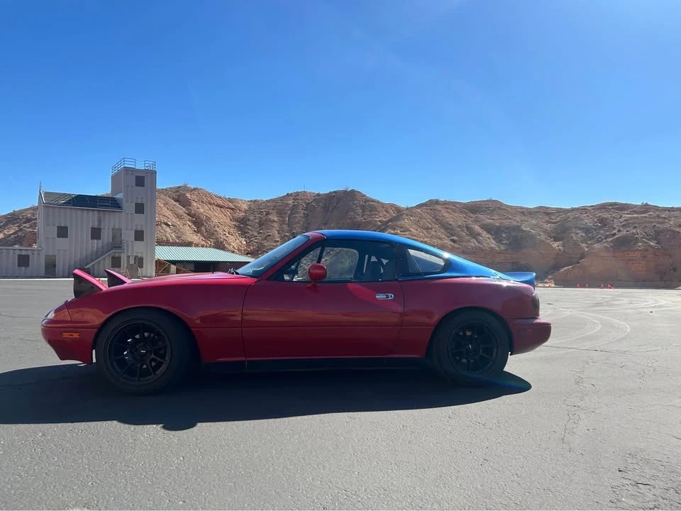 1990 Mazda NA MX-5 Miata - Image 9 of 10