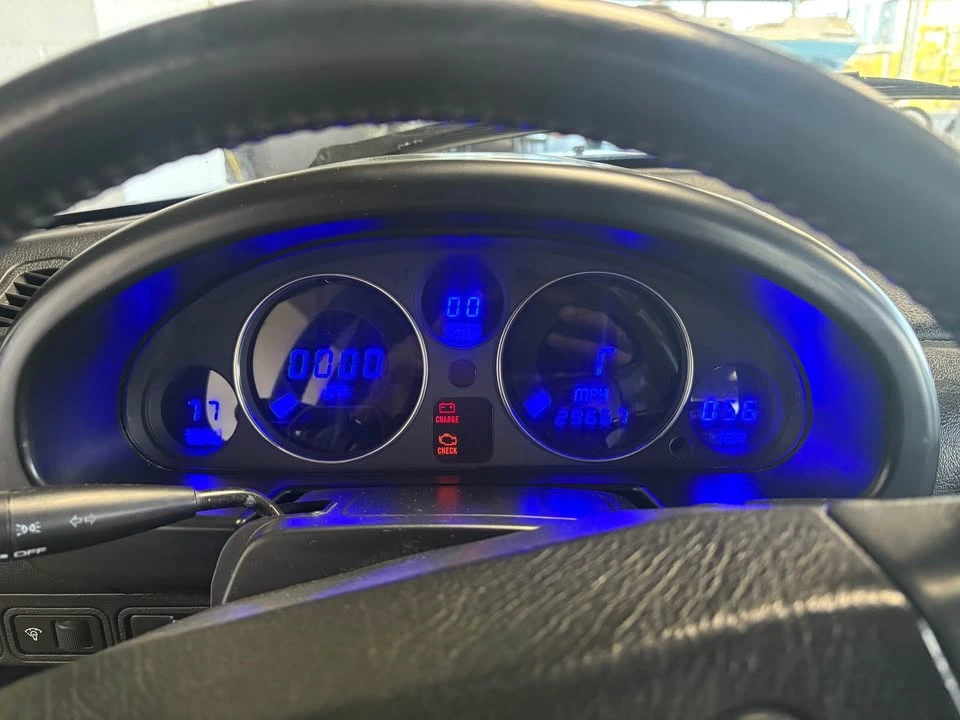 1990 Mazda NA MX-5 Miata - Image 7 of 8