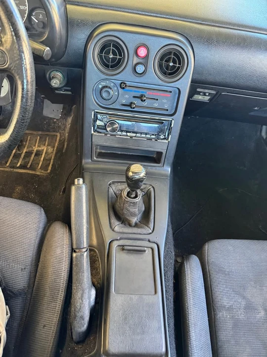 1990 Mazda NA MX-5 Miata - Image 12 of 14
