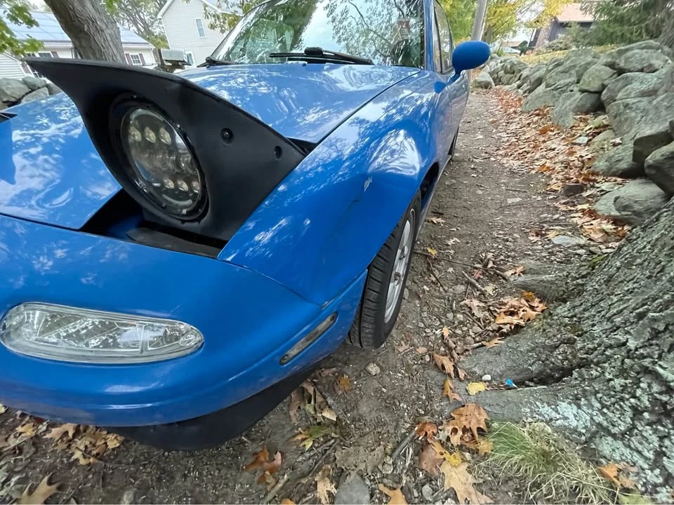 1990 Mazda NA MX-5 Miata - Image 9 of 13