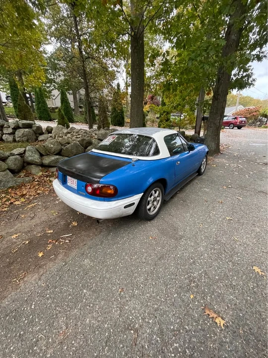 1990 Mazda NA MX-5 Miata - Image 5 of 13