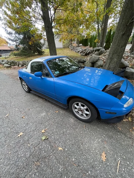 1990 Mazda NA MX-5 Miata - Image 2 of 13
