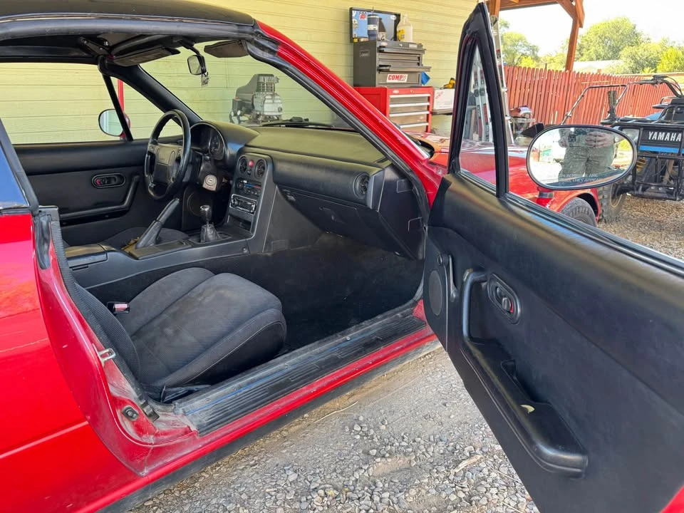 1990 Mazda NA MX-5 Miata - Image 11 of 14
