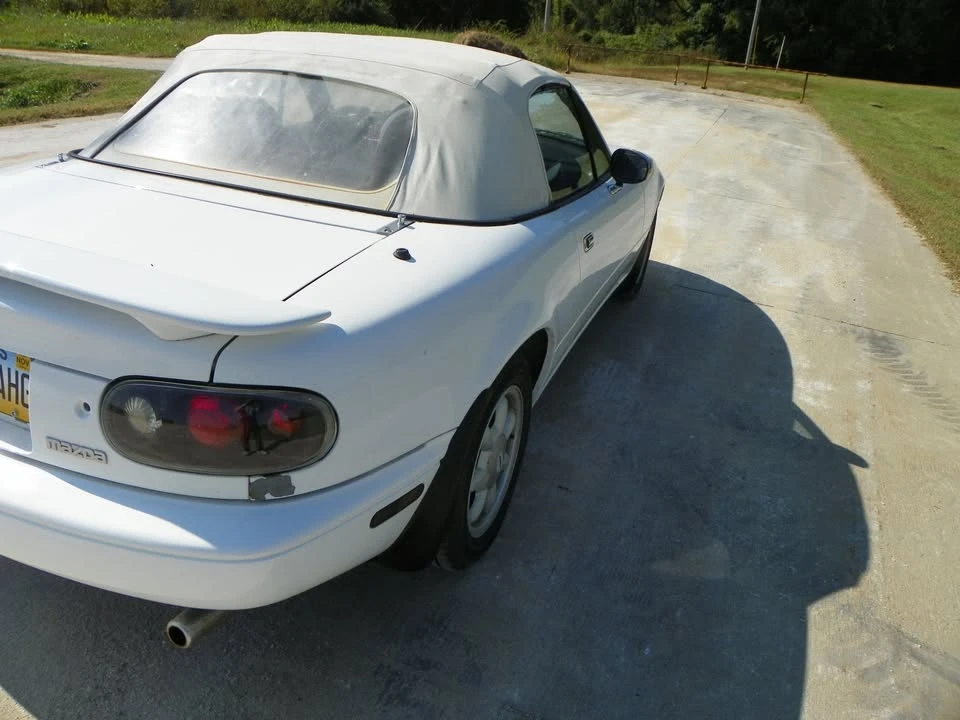 1990 Mazda NA MX-5 Miata - Image 4 of 15