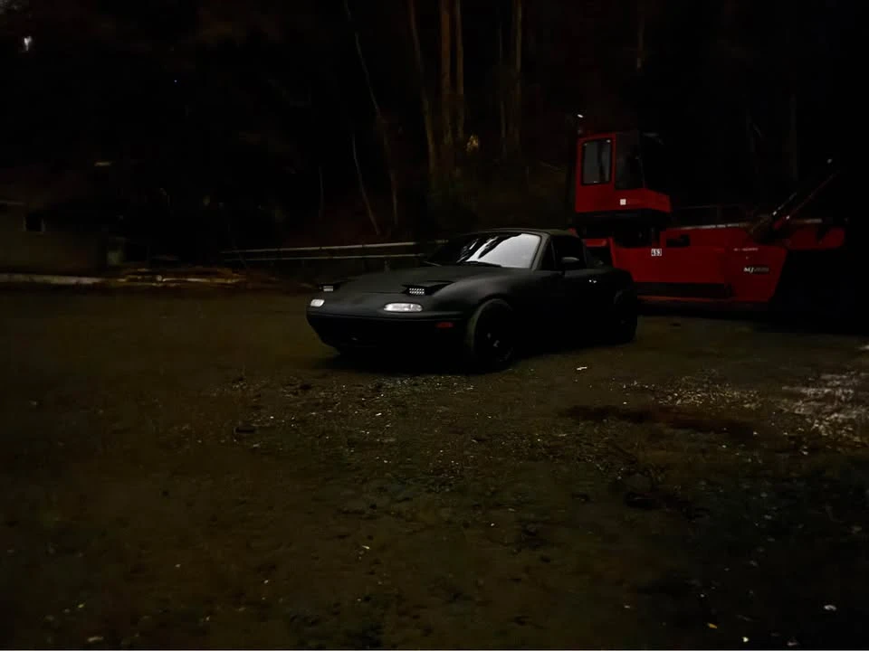 1990 Mazda NA MX-5 Miata - Image 2 of 3