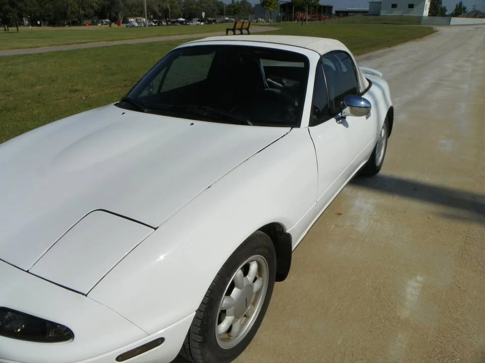 1990 Mazda NA MX-5 Miata - Image 2 of 15