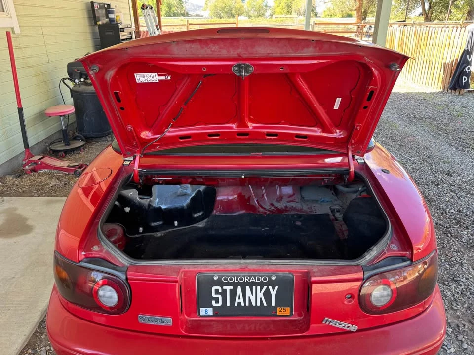 1990 Mazda NA MX-5 Miata - Image 9 of 14