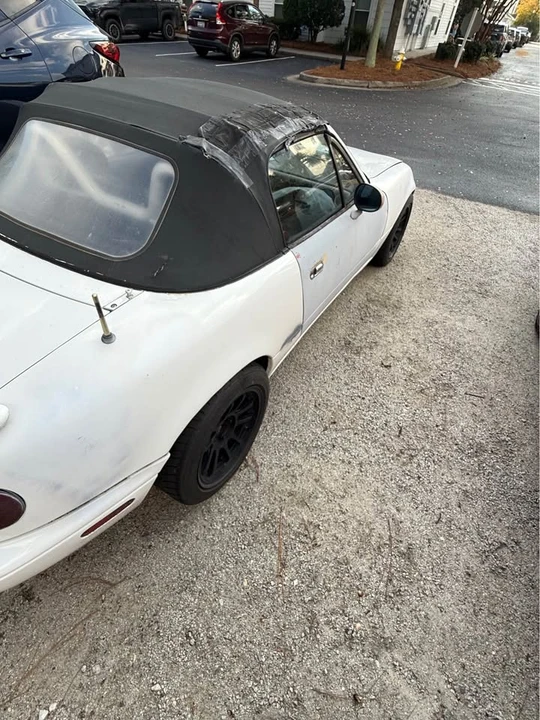 1990 Mazda NA MX-5 Miata - Image 2 of 4