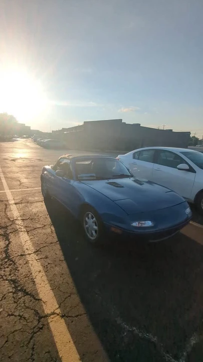 1990 Mazda NA MX-5 Miata - Image 2 of 5