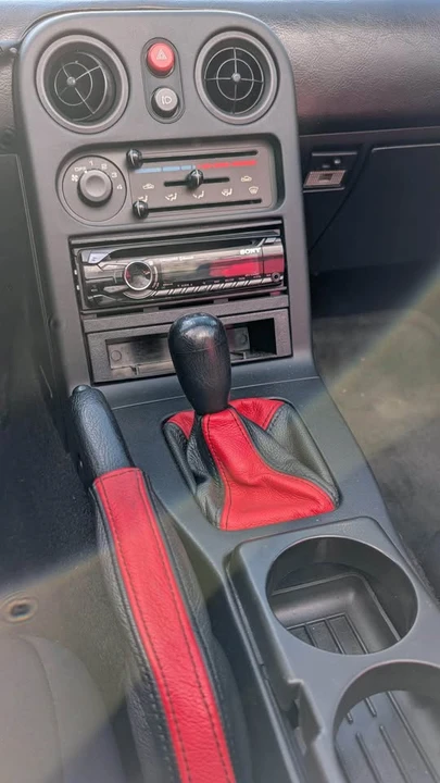 1990 Mazda NA MX-5 Miata - Image 4 of 8