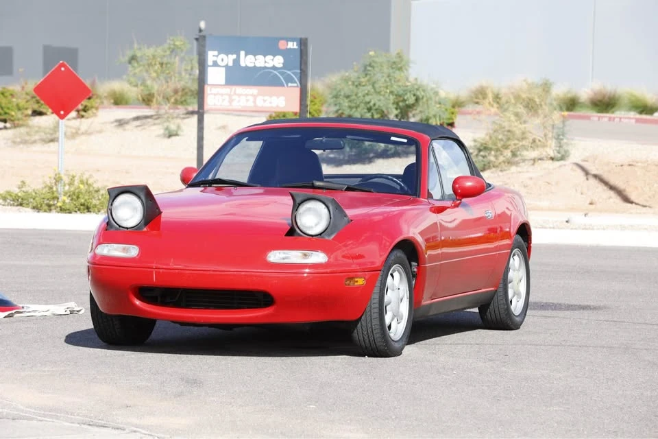 1990 Mazda NA MX-5 Miata - Image 13 of 19
