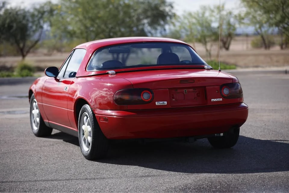 1990 Mazda NA MX-5 Miata - Image 17 of 19
