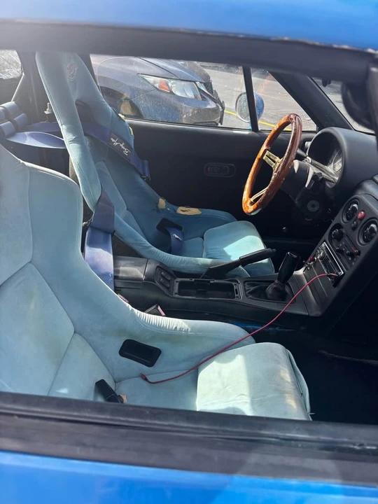 1990 Mazda NA MX-5 Miata - Image 6 of 8