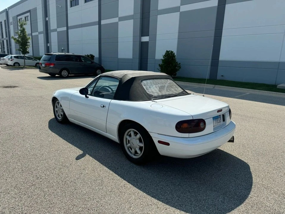 1990 Mazda NA MX-5 Miata - Image 7 of 18