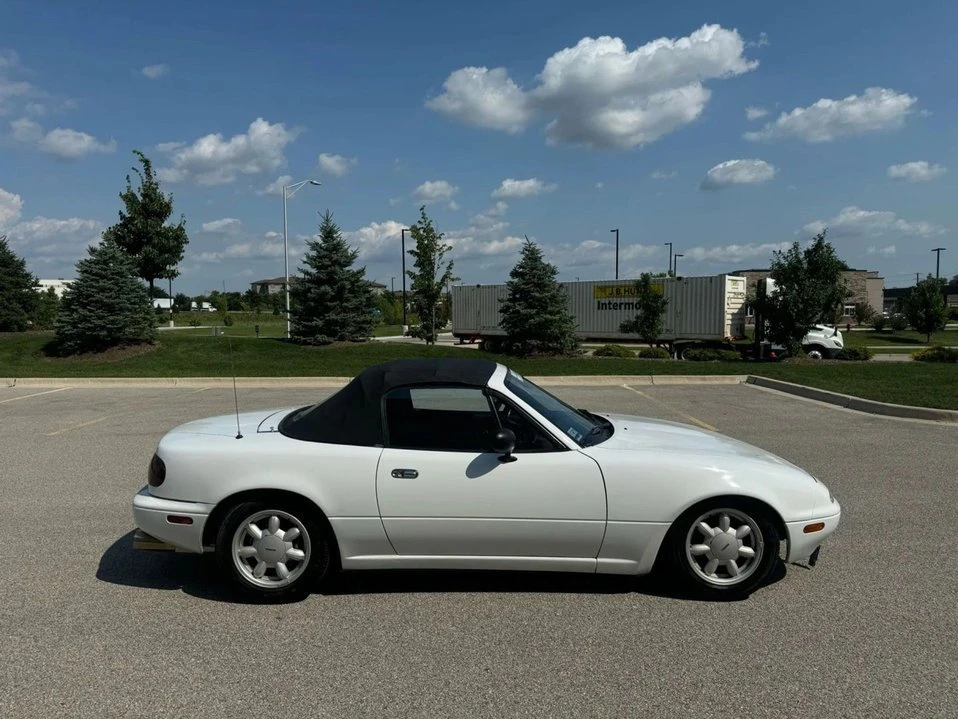 1990 Mazda NA MX-5 Miata - Image 4 of 18