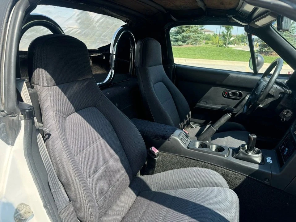 1990 Mazda NA MX-5 Miata - Image 14 of 18