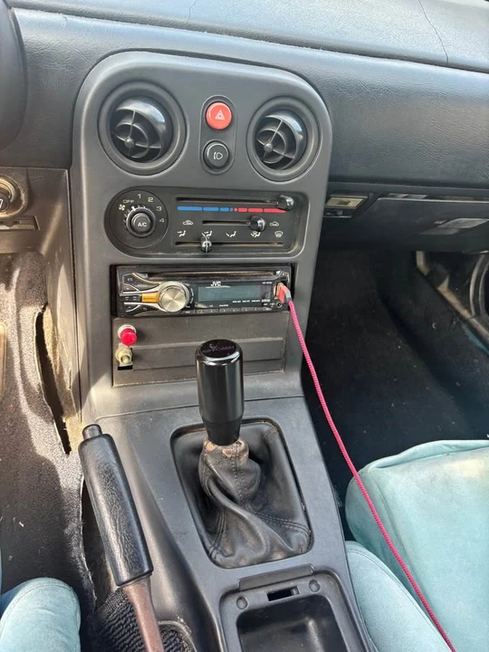 1990 Mazda NA MX-5 Miata - Image 4 of 8