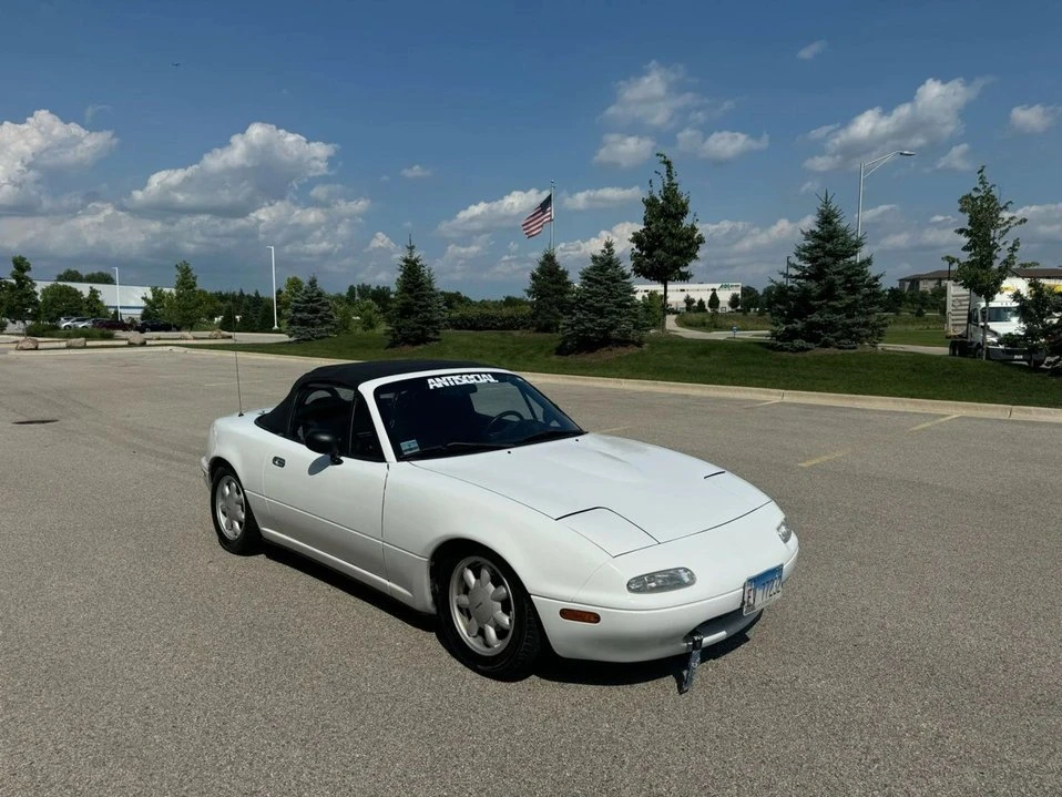 1990 Mazda NA MX-5 Miata - Image 3 of 18