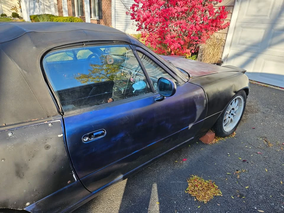 1990 Mazda NA MX-5 Miata - Image 8 of 9