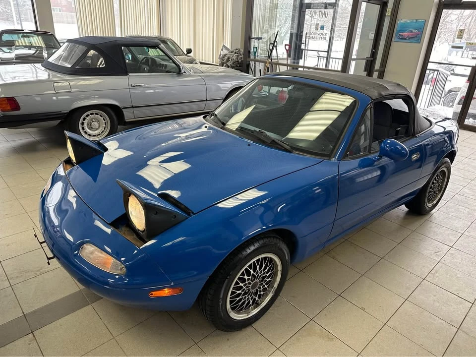 1990 Mazda NA MX-5 Miata - Image 10 of 16