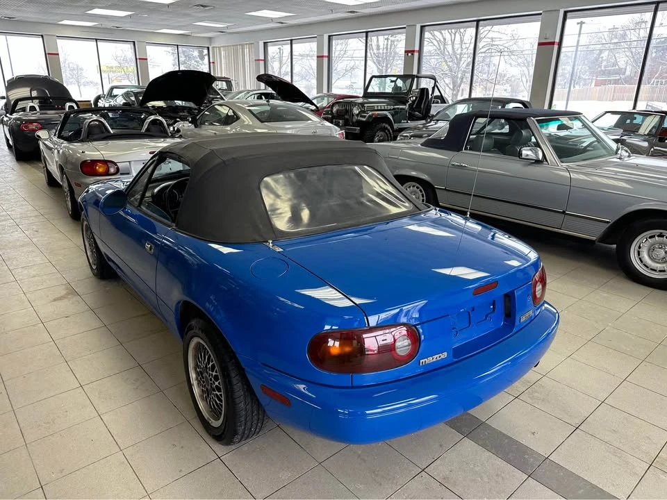 1990 Mazda NA MX-5 Miata - Image 9 of 16
