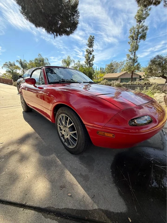 1990 Mazda NA MX-5 Miata - Image 14 of 15