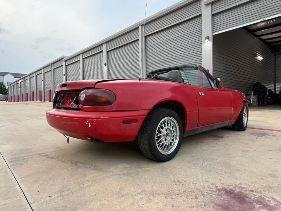 1990 Mazda NA MX-5 Miata - Image 4 of 4