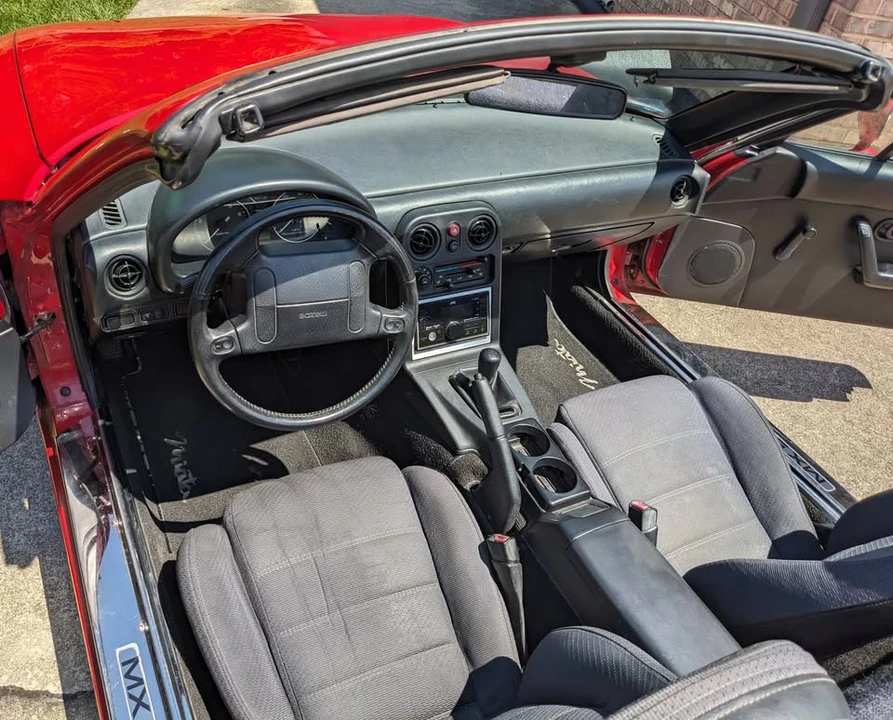 1990 Mazda NA MX-5 Miata - Image 5 of 5